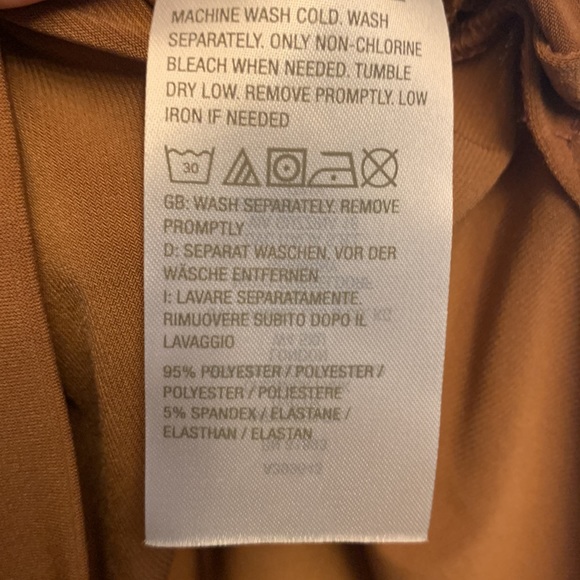 Susan Graver Modern Essentials top - Picture 6 of 6